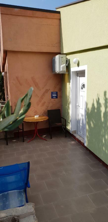 Apartments Vesna Ribarica Exterior foto